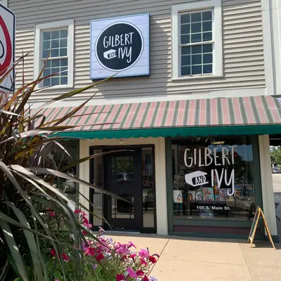 Gilbert and Ivy in Vicksburg, MI