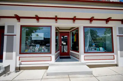 Golden Bee Bookshop in Liverpool, NY