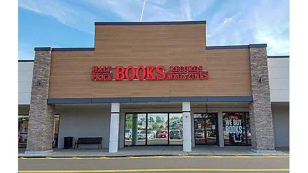 Half Price Books Golden Gate in Mayfield Heights, OH