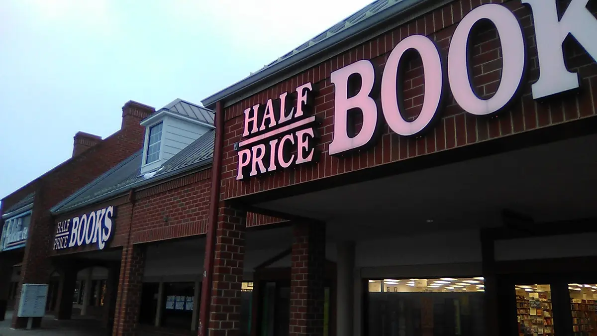 Half Price Books Greenfield in Greenfield, WI