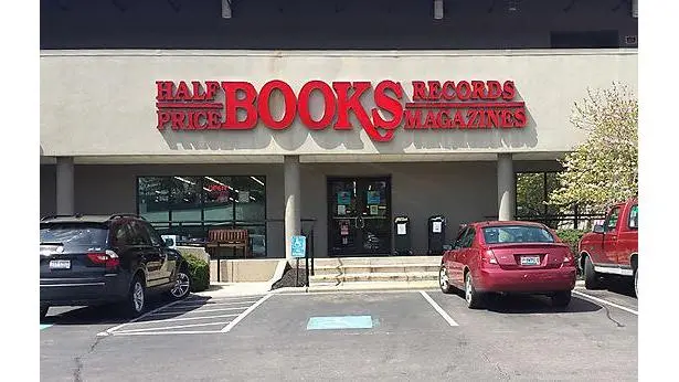 Half Price Books Kenwood in Cincinnati, OH