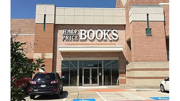 Half Price Books Las Colinas in Irving, TX
