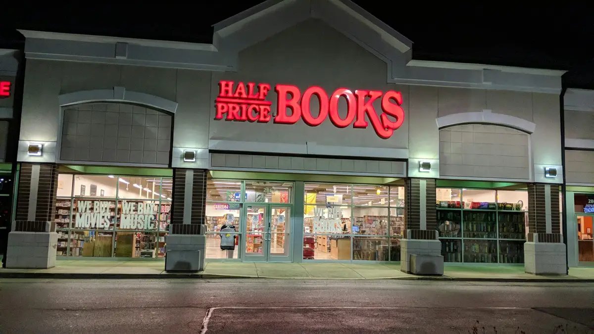 Half Price Books Naperville in Naperville, IL