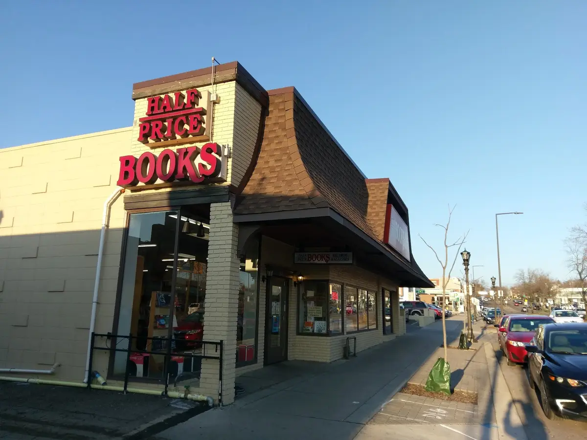 Half Price Books St. Paul in St. Paul, MN