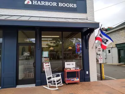 Harbor Books (CT) in Old Saybrook, CT