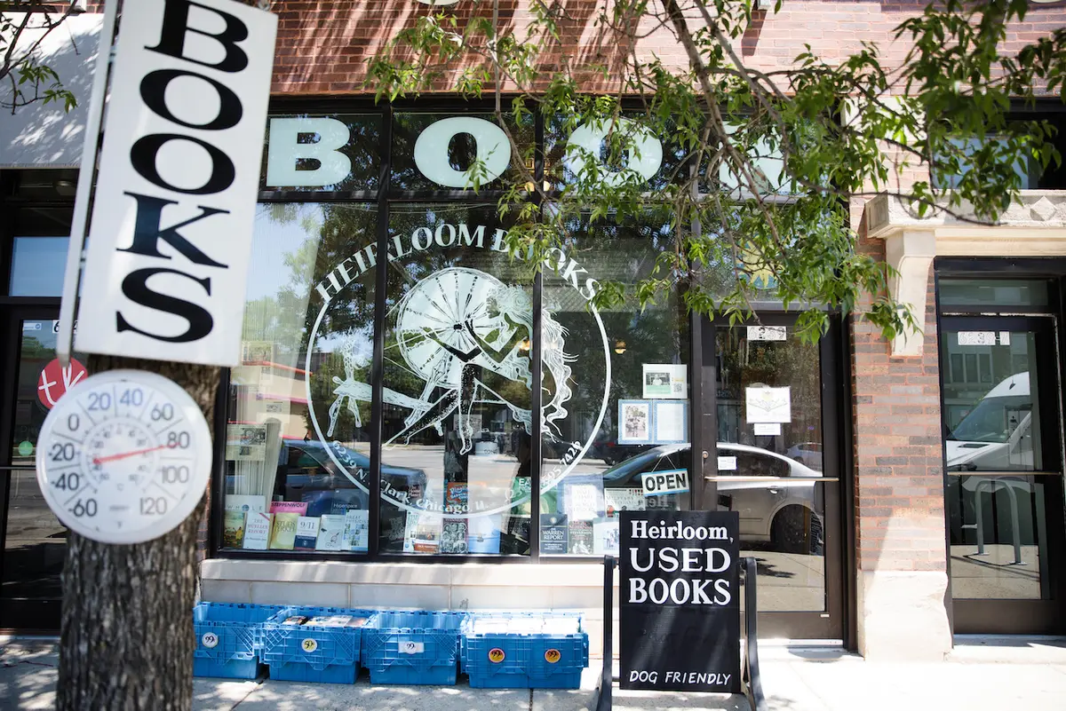 Heirloom Books in Chicago, IL