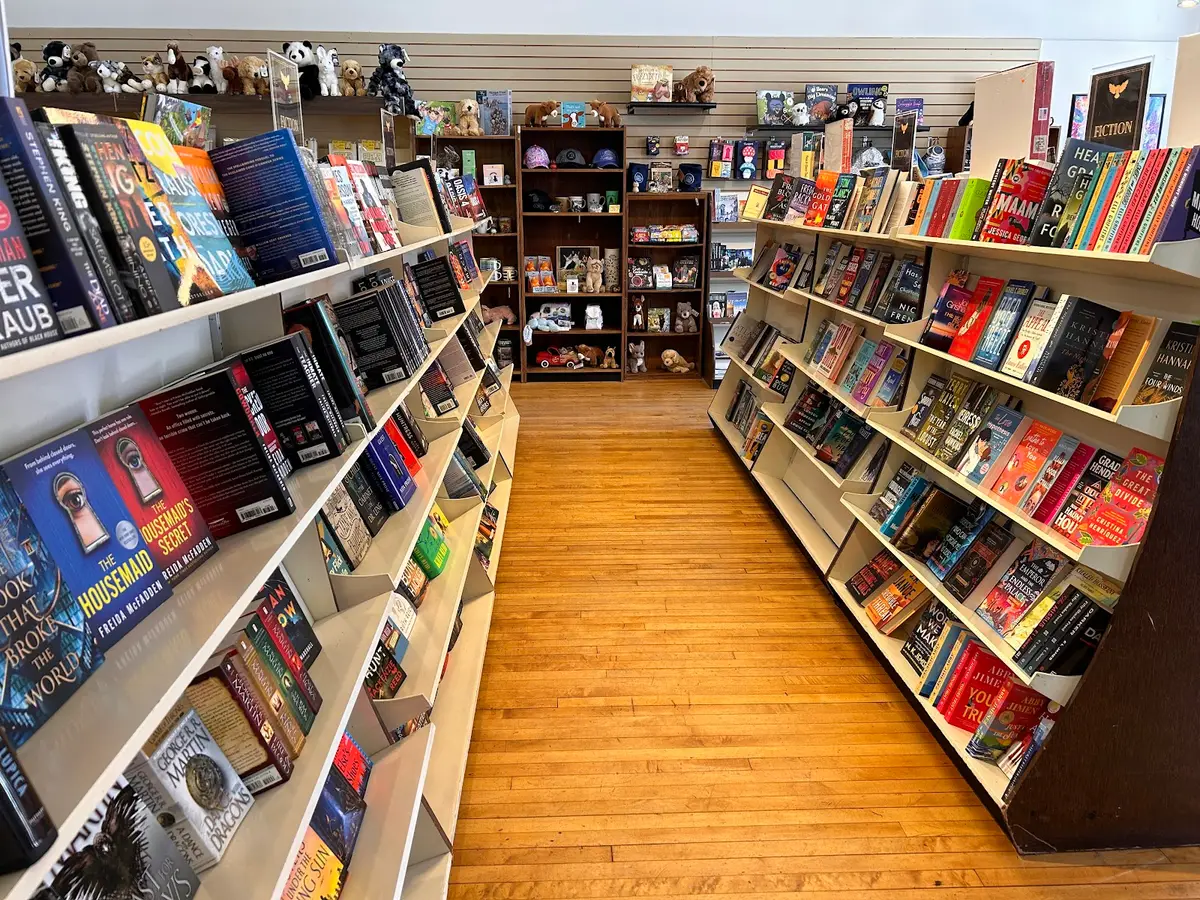 Hoot & Honey Bookstore in Manistee, MI