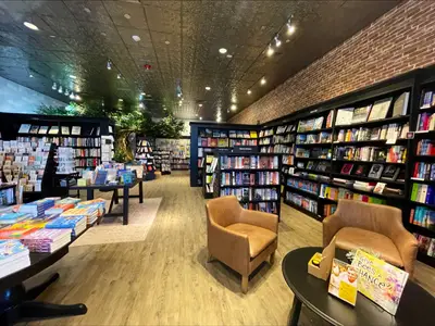 Hummingbird Books in Chestnut Hill, MA