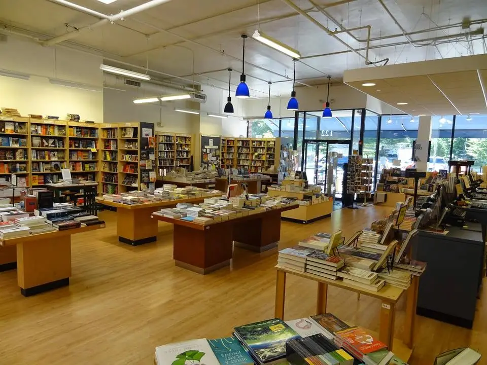 Labyrinth Books (NJ) in Princeton, NJ