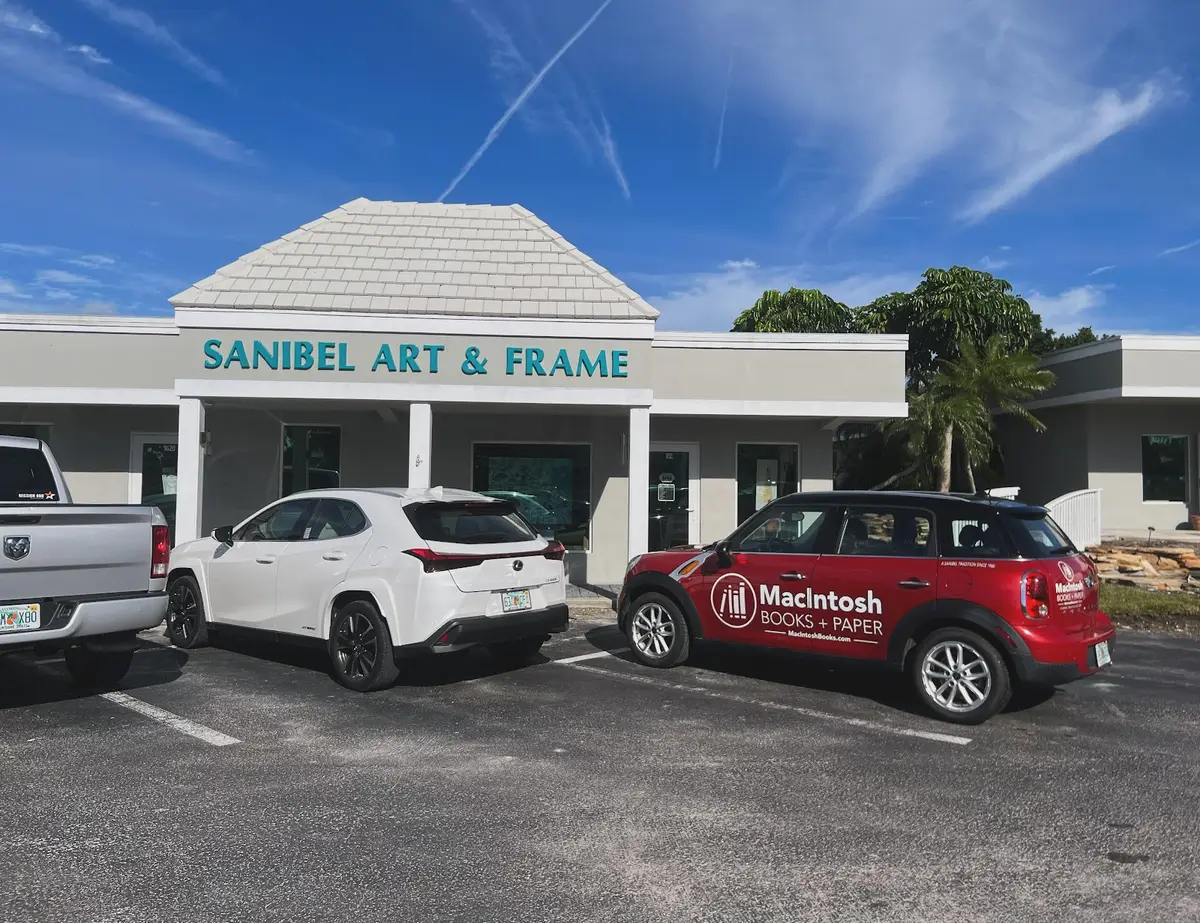 MacIntosh Books and Paper in Sanibel, FL