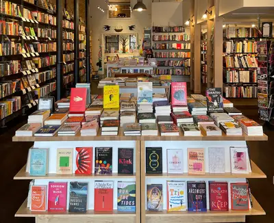 Madison Street Books in Chicago, IL