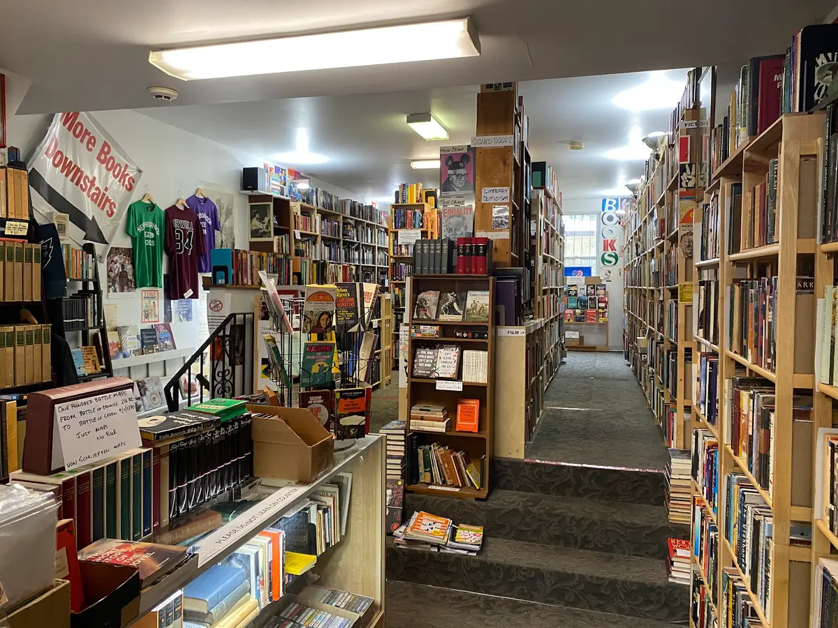 Neighborhood Books in Philadelphia, PA