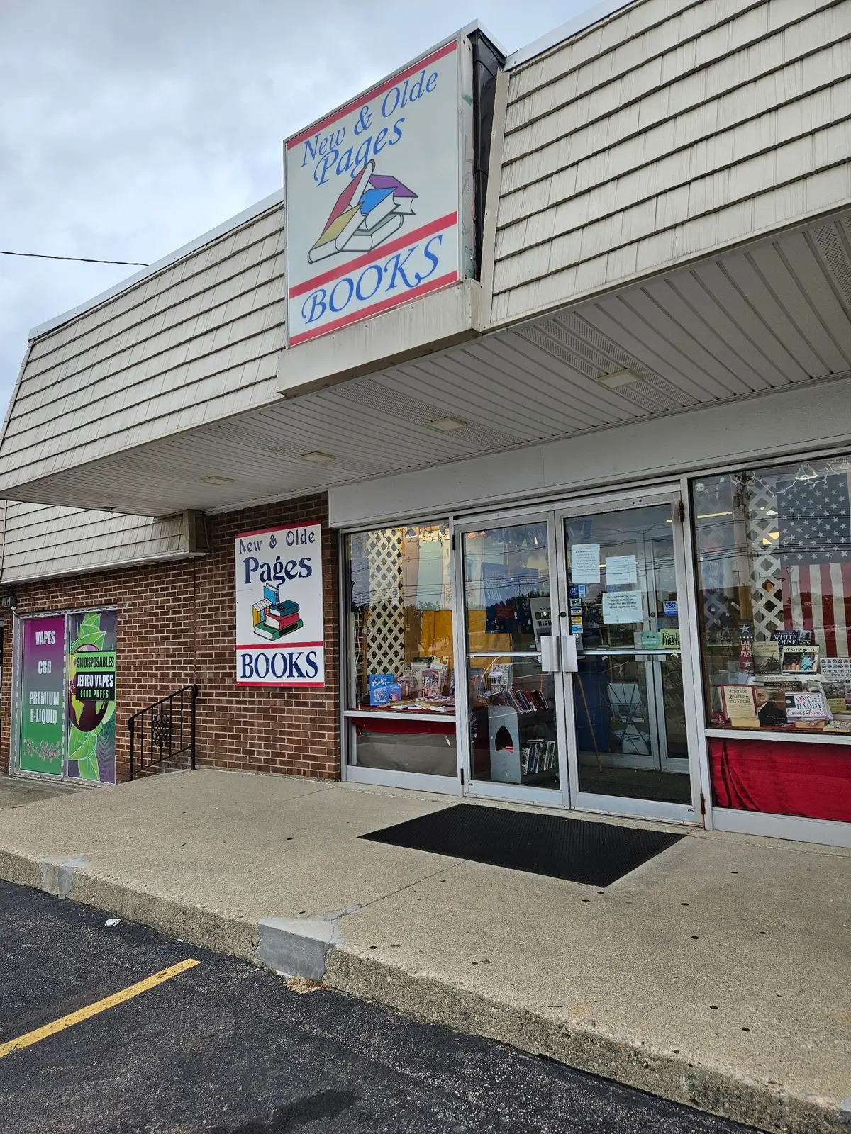 New & Olde Pages Book Shoppe in Englewood, OH