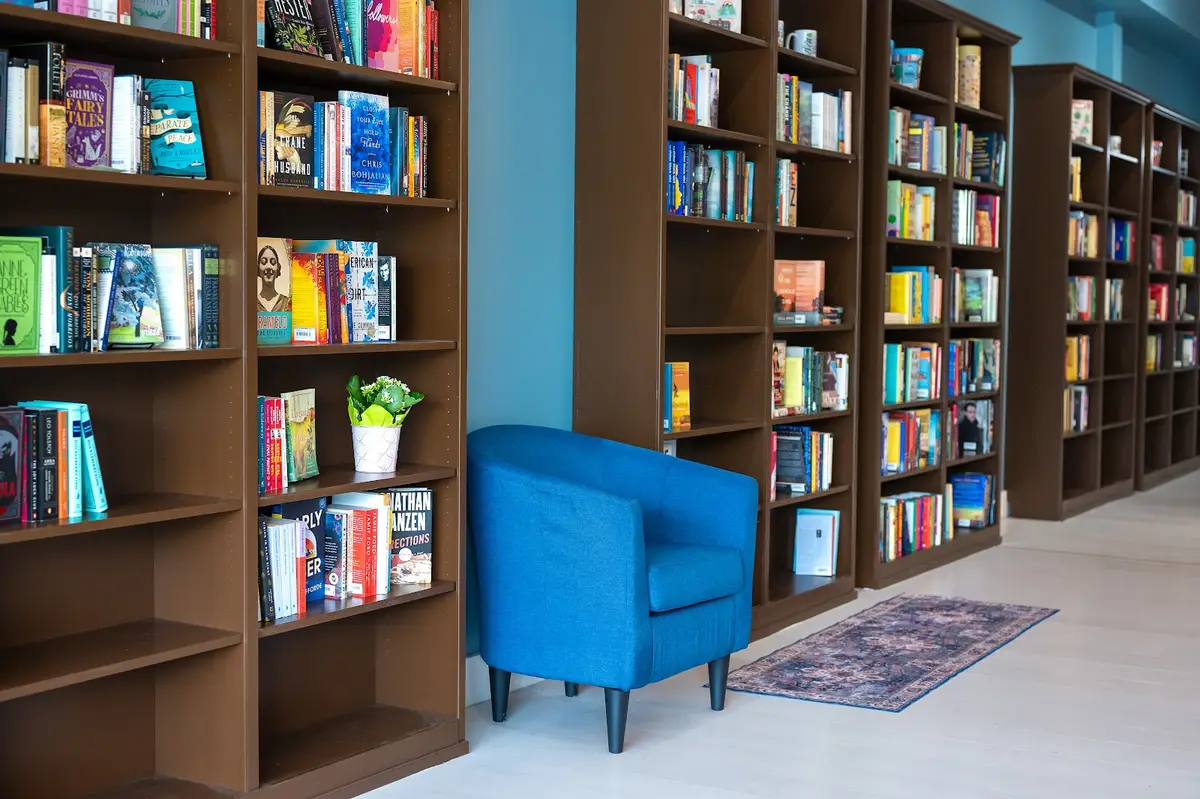 Niche Books LLC in Lakeville, MN
