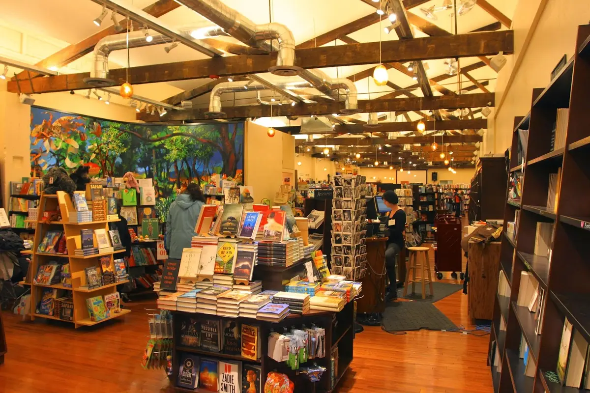 Peregrine Book Company in Prescott, AZ