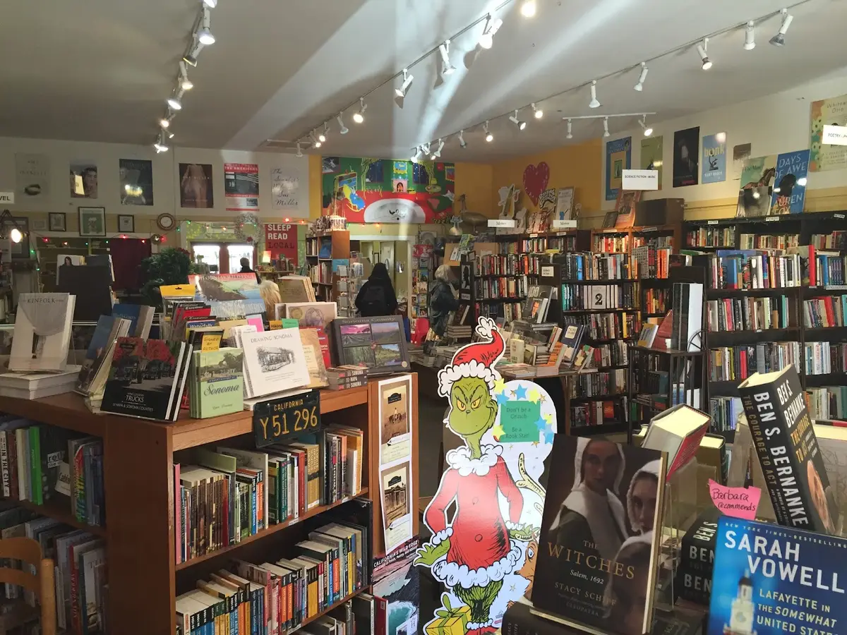 Readers' Books in Sonoma, CA
