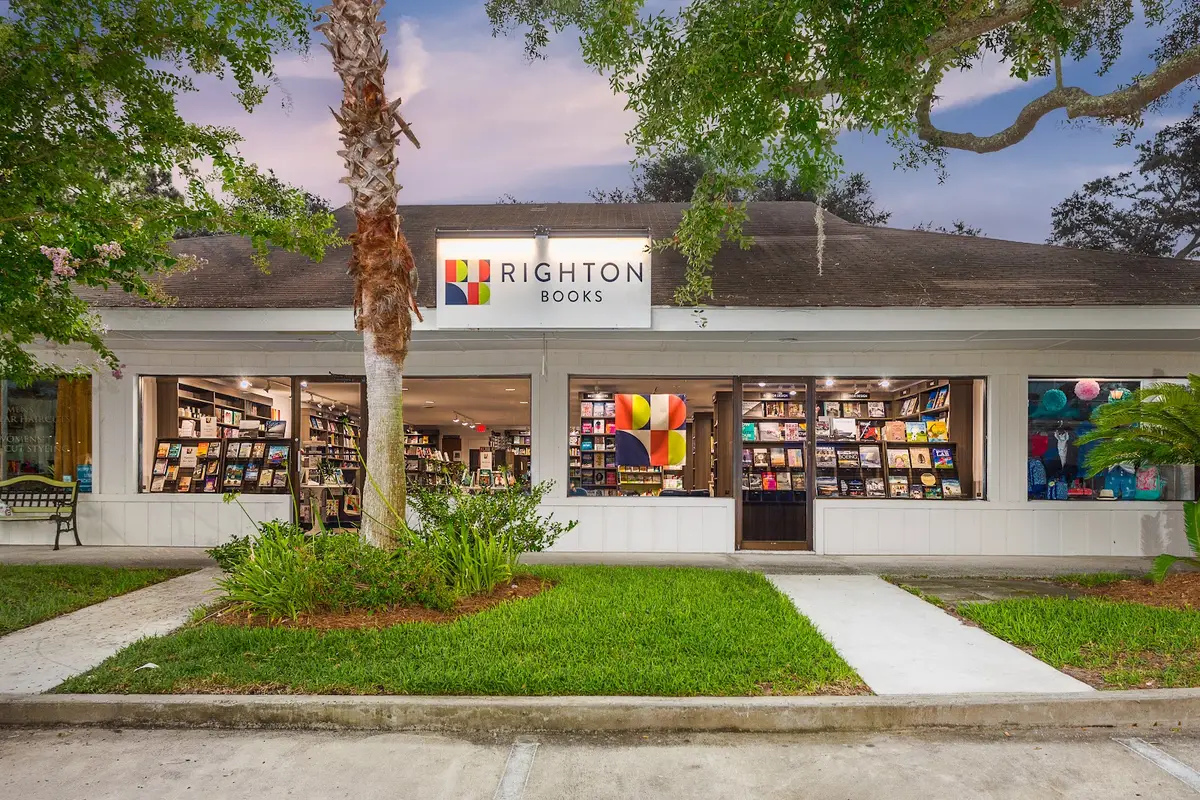 Righton Books in St Simons Island, GA