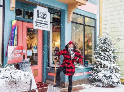 Bay Books (MI) in Suttons Bay, MI