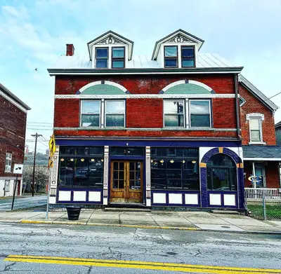 Roebling Point Books (Dayton) in Dayton, KY