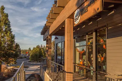 Roundabout Books (OR) in Bend, OR
