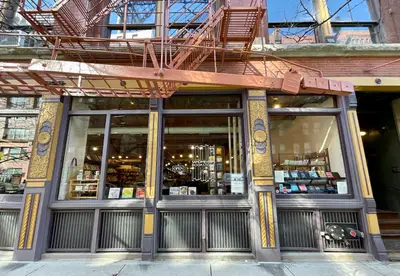 Sandmeyer's Bookstore in Chicago, IL