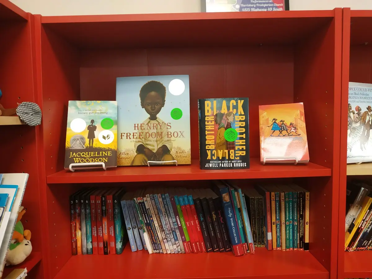 Second Look Books in Harrisburg, NC