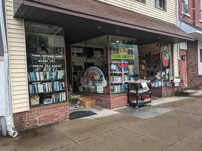 Secondhand Rows in Mt. Carmel, PA