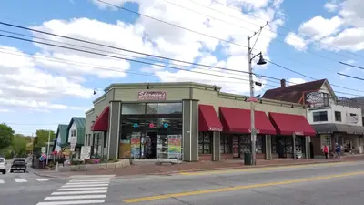 Sherman's Books & Stationery (Freeport) in Freeport, ME
