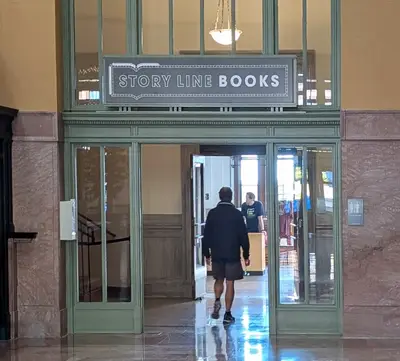 Story Line Books, LLC in St Paul, MN