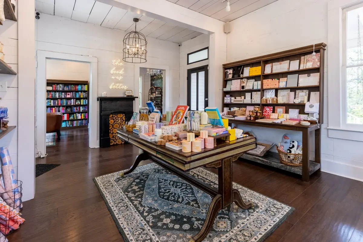 Sunday Bookshop in Dripping Springs, TX