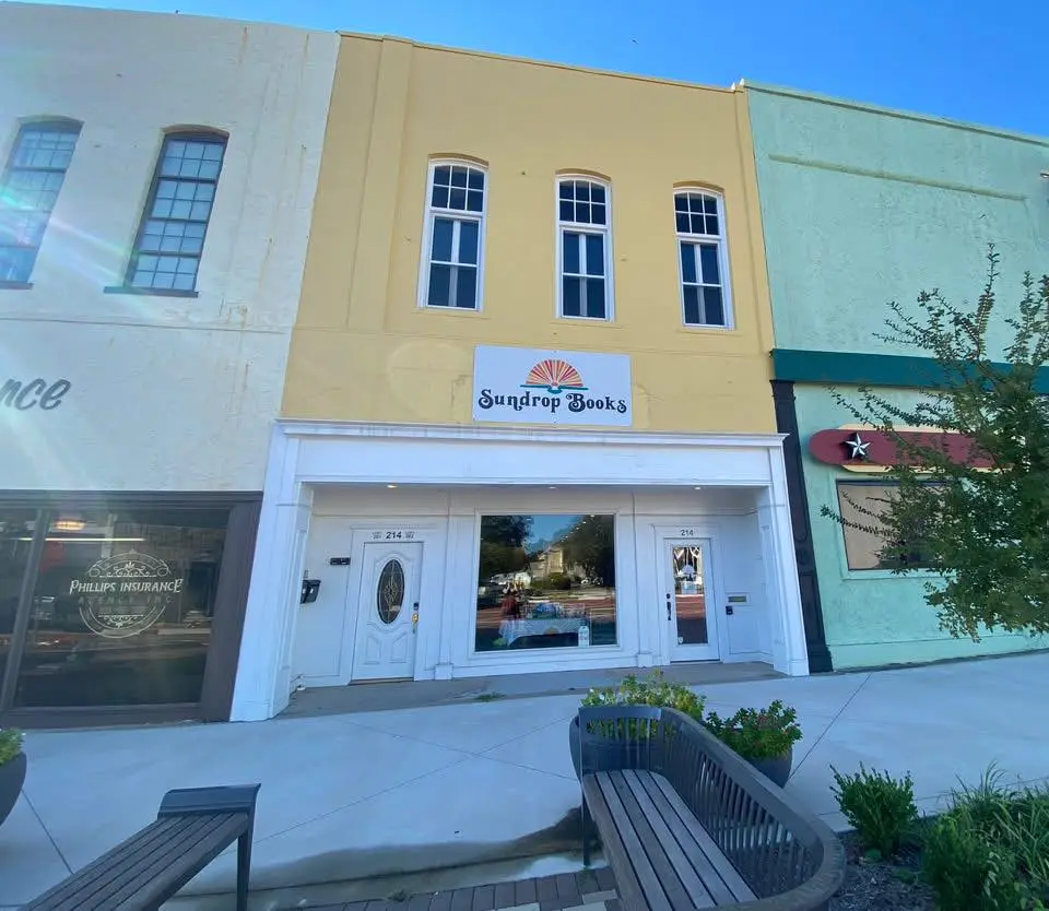 Sundrop Books in Denison, TX