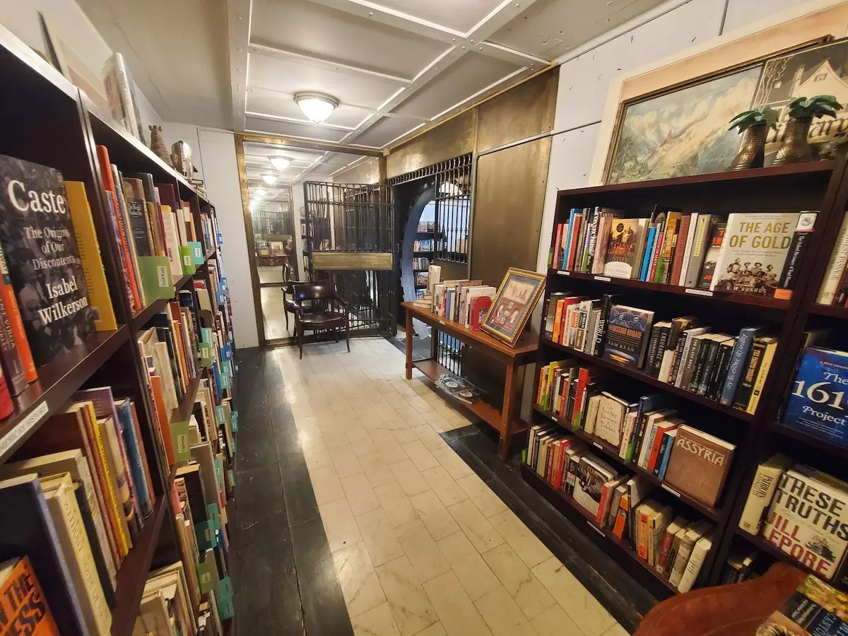Belleville Books in Belleville, IL