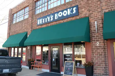 Betty's Books (MO) in Webster Groves, MO