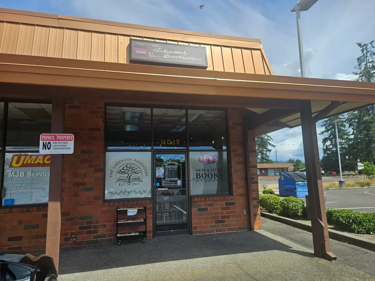 The Lakewood Bookstore in Lakewood, WA