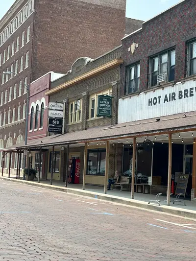 The Latest Edition Bookstore in Creston, IA