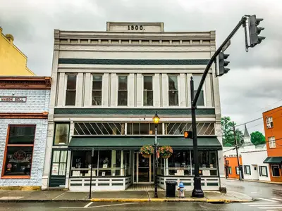 A New Chapter Bookstore (WV) in Lewisburg, WV