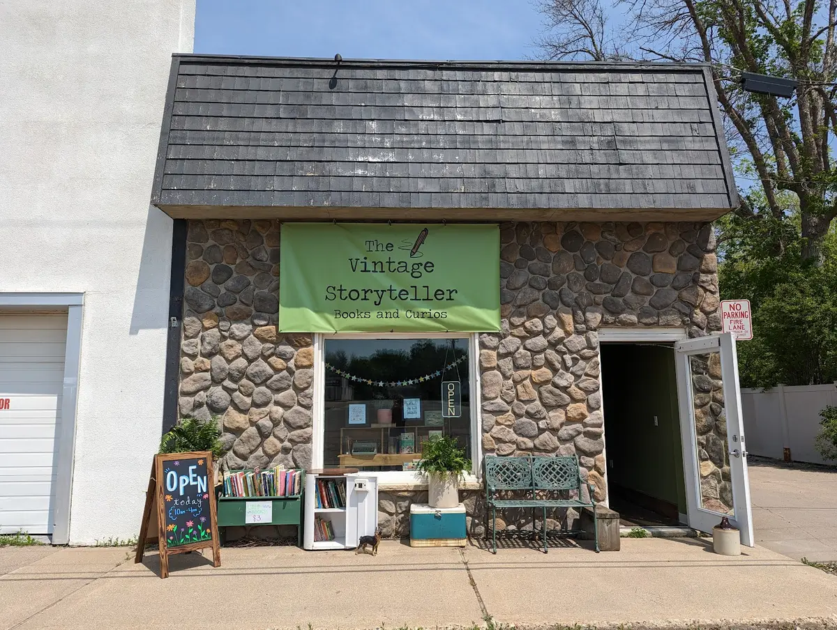 The Vintage Storyteller in Maple Plain, MN