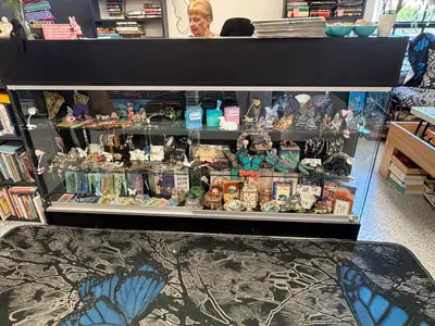 A Novel Bookshelf in Cape Coral, FL