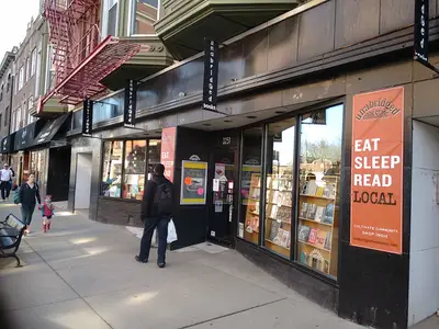 Unabridged Books in Chicago, IL
