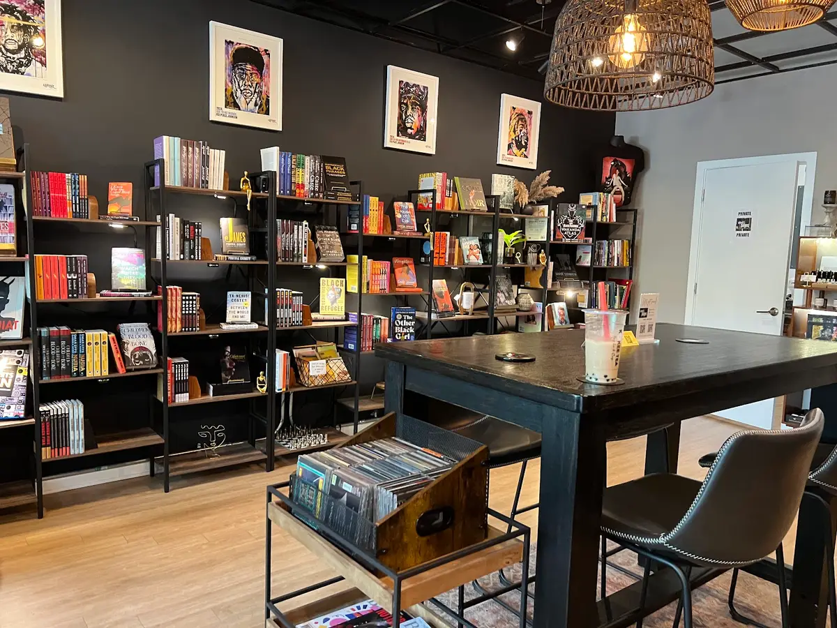 Vinyl & Pages in Baltimore, MD
