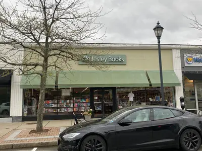 Wellesley Books in Wellesley, MA