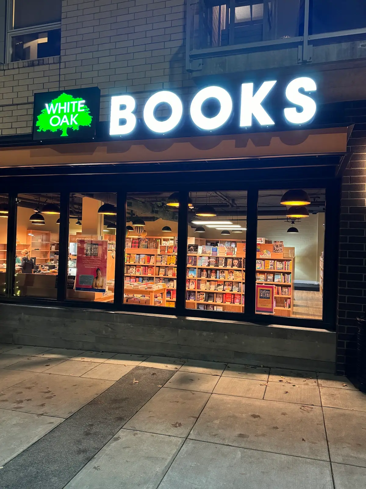 White Oak Books in Vancouver, WA
