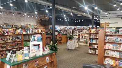 Wordsmith Bookshoppe in Galesburg, IL
