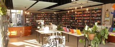 Black Garnet Books in Saint Paul, MN