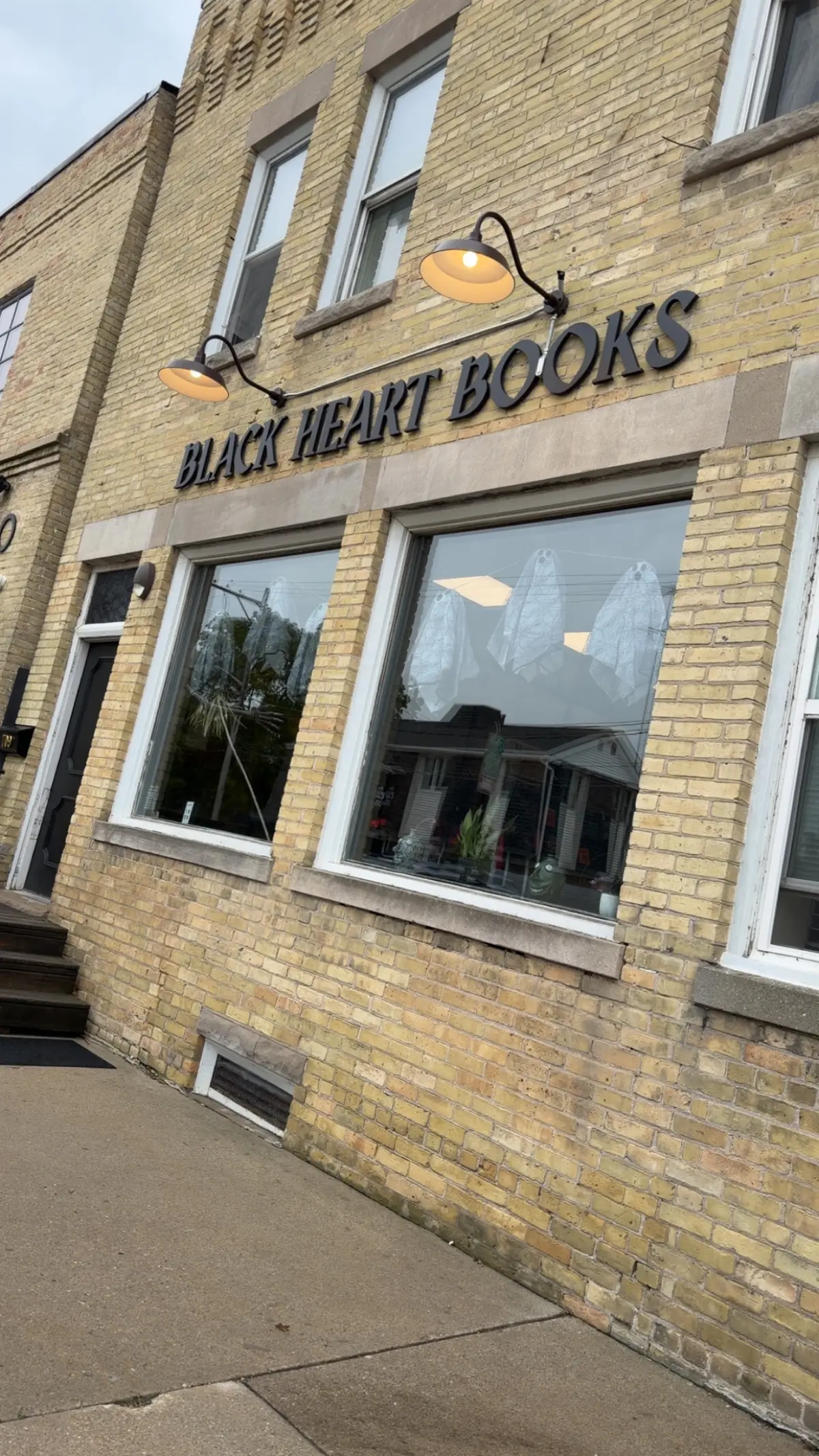 Black Heart Books in Manitowoc, WI