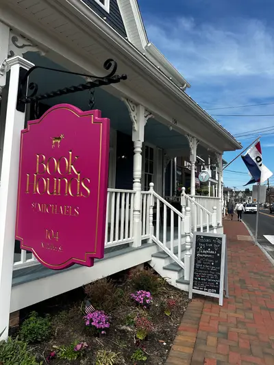 Book Hounds in St Michaels, MD