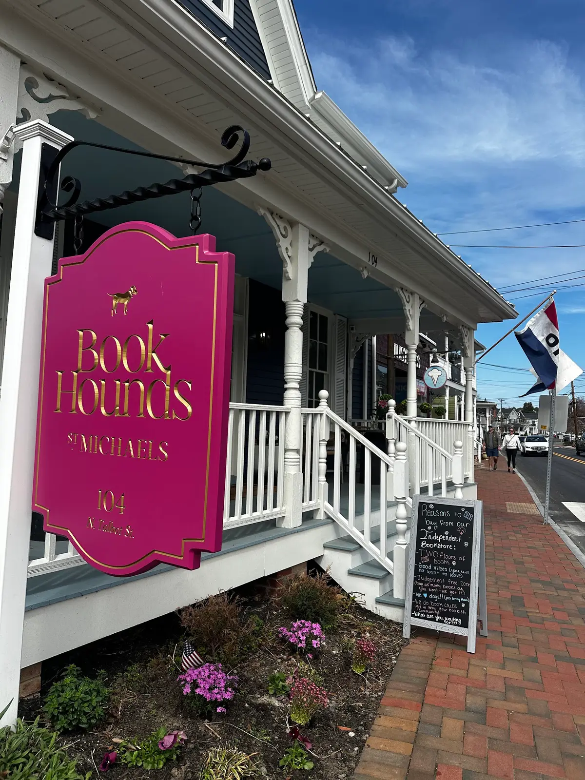 Book Hounds in St Michaels, MD