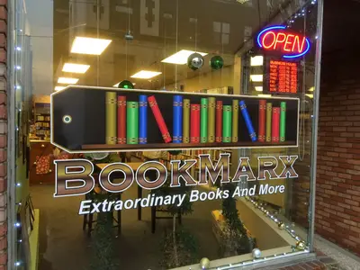 Bookmarx Books (OH) in Steubenville, OH