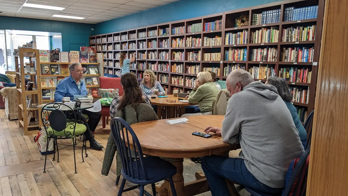 Books on Main (CO) in Fort Morgan, CO
