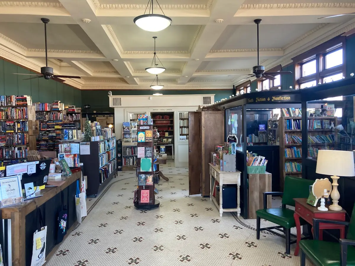 Burrowing Owl Books in Canyon, TX
